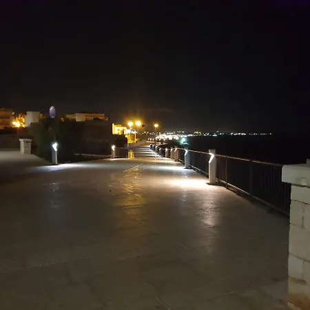 Alojamento de Acomodação e Pequeno-almoço Fiore Di Mare Polignano a Mare
